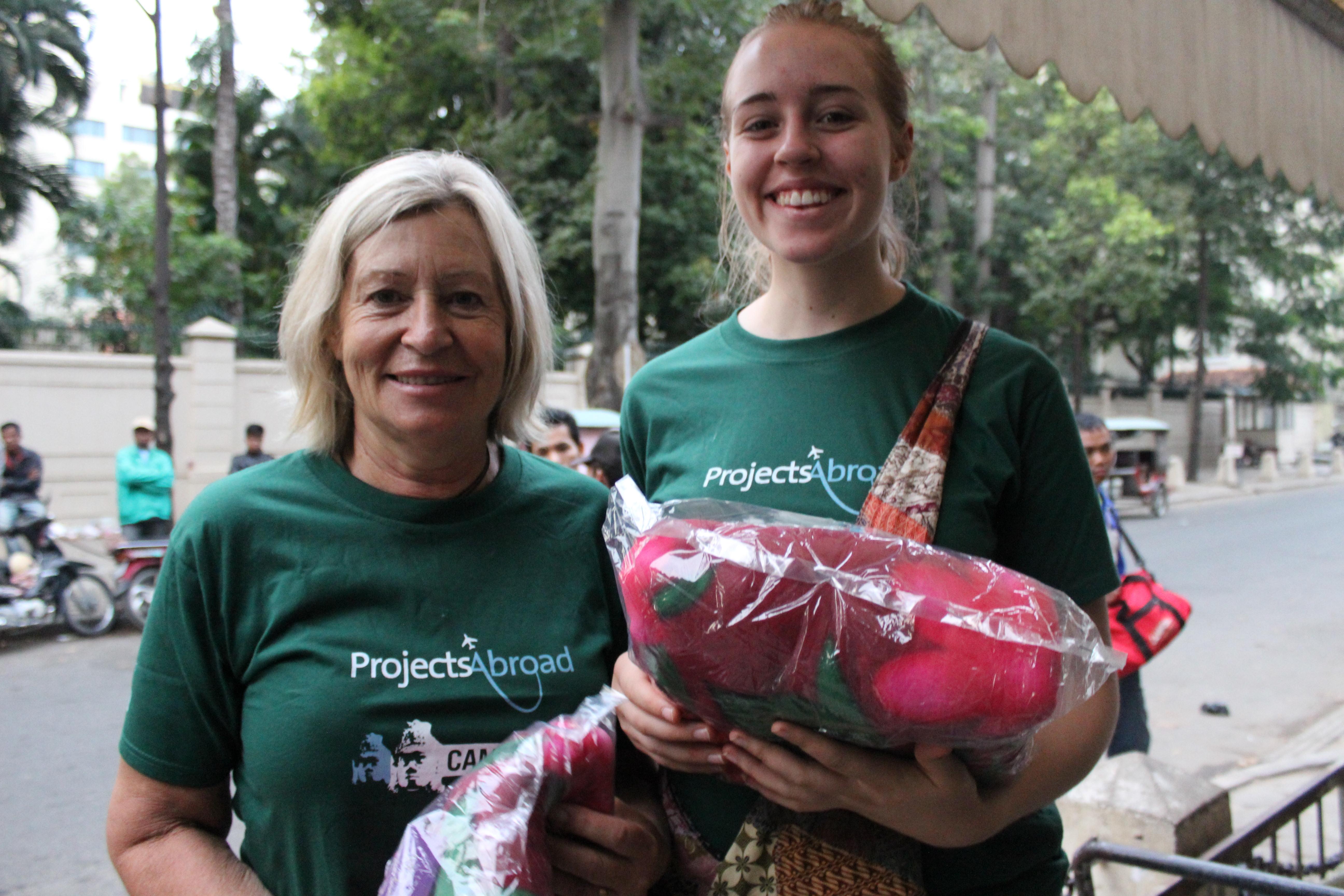 A senior Projects Abroad volunteer explores the local area with another volunteer as part of her Khmer cultural experience in Cambodia. Volunteers over 50 learning about the Khmer culture in Cambodia, also have the opportunity to explore the local area.